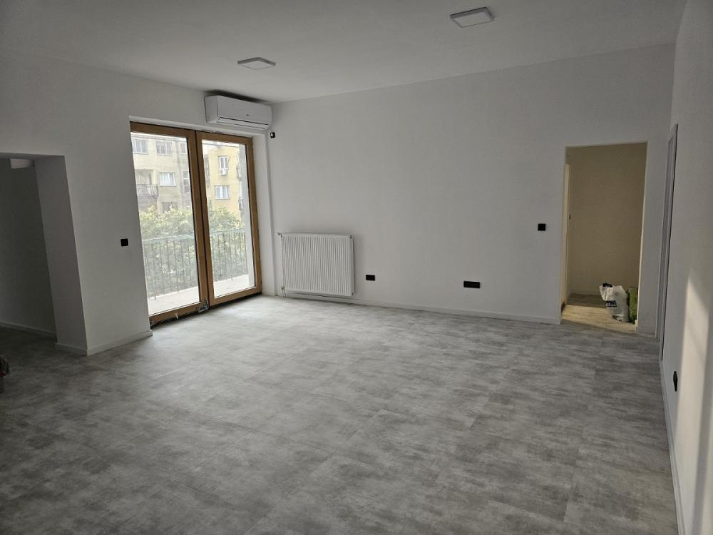 Slika 6 - Bulevar kralja Aleksandra , Četvorosoban stan na prodaju, 120m2, 570.000€